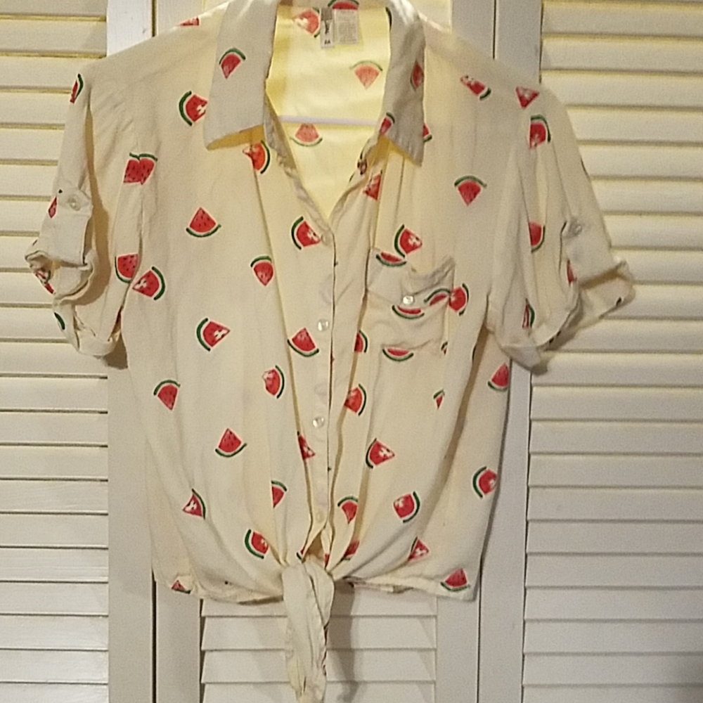 Pale yellow tie crop top